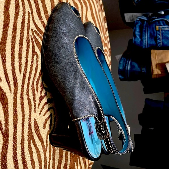 Pair of slip on heels with a 2” heel - Picture 2 of 2